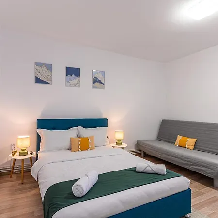 Jad - Family - Mihai Viteazul Apartman Brassó
